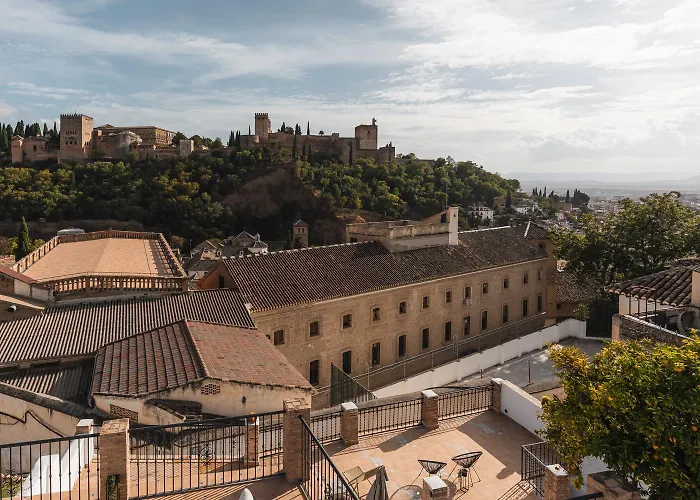 Carmen Guinea Alhambra Views *